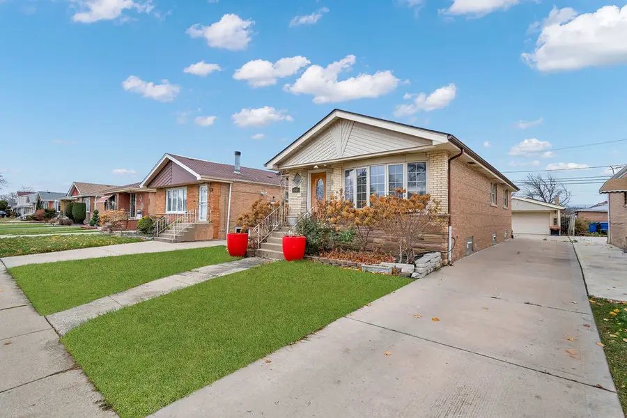 Address Withheld By Seller, Chicago, IL 60652 - Image #2