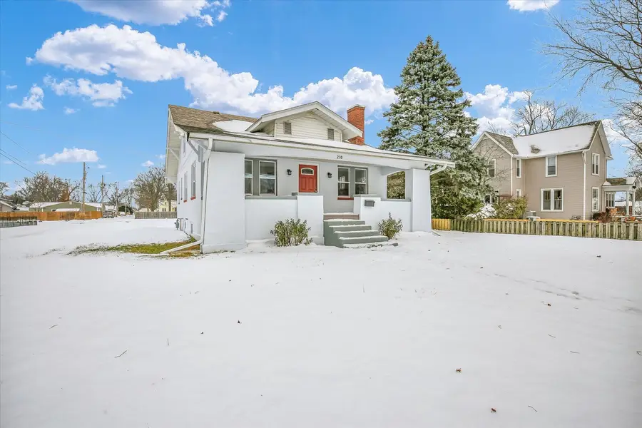 210 E Newkirk Street, Tuscola, IL 61953 - Image #3