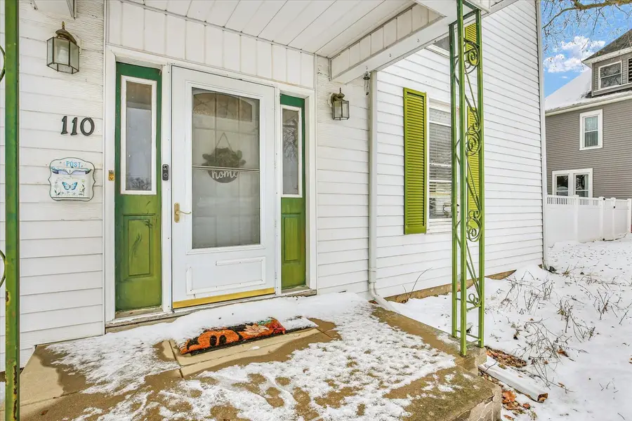 110 E Barker Street, Tuscola, IL 61953 - Image #3