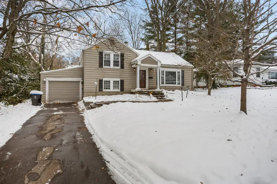 1233 E Jefferson Street, Bloomington, IL 61701 - Image #3