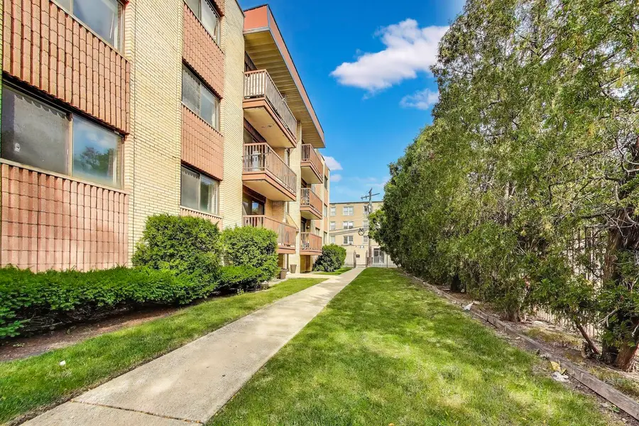 2416 W Foster Avenue #2S, Chicago, IL 60625 - Image #3