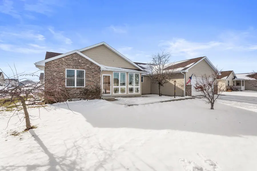 307 Zehr Lane, Fisher, IL 61843 - Image #2