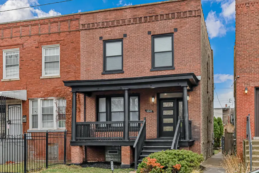 6845 S Saint Lawrence Avenue, Chicago, IL 60637 - Image #2