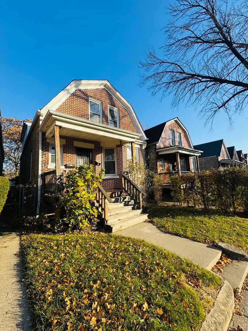 951 N Trumbull Avenue, Chicago, IL 60651 - Image #3