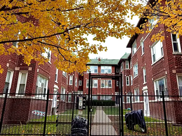 4652 N Saint Louis Avenue #3E, Chicago, IL 60625