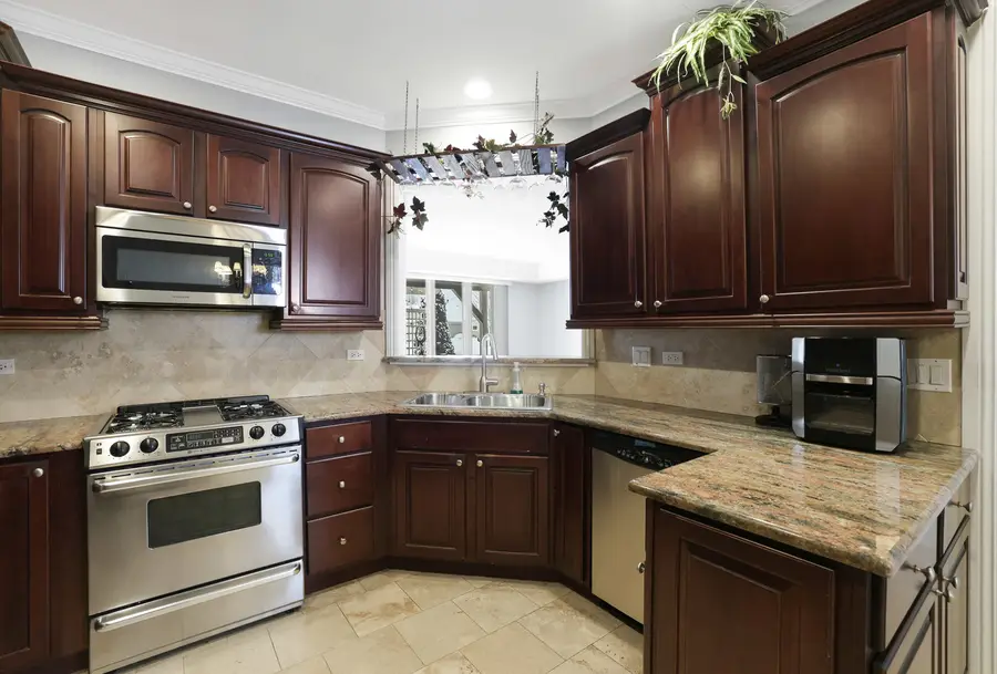 13058 Briargate Drive, Huntley, IL 60142 - Image #3