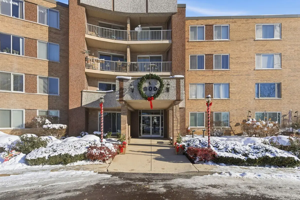 900 E Wilmette Road #220, Palatine, IL 60074 - Image #1