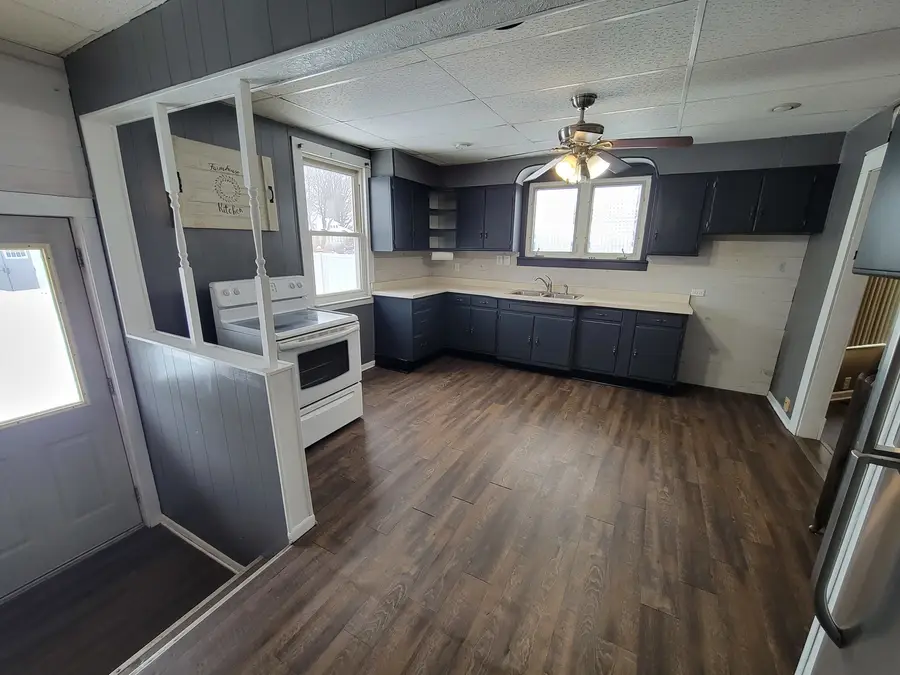 436 N Columbia Avenue, Oglesby, IL 61348 - Image #3