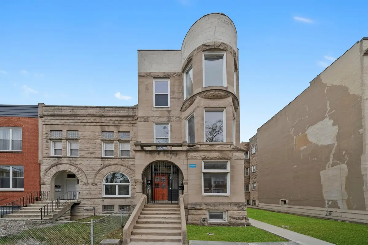 4615 S Vincennes Avenue, Chicago, IL 60653 - Image #1