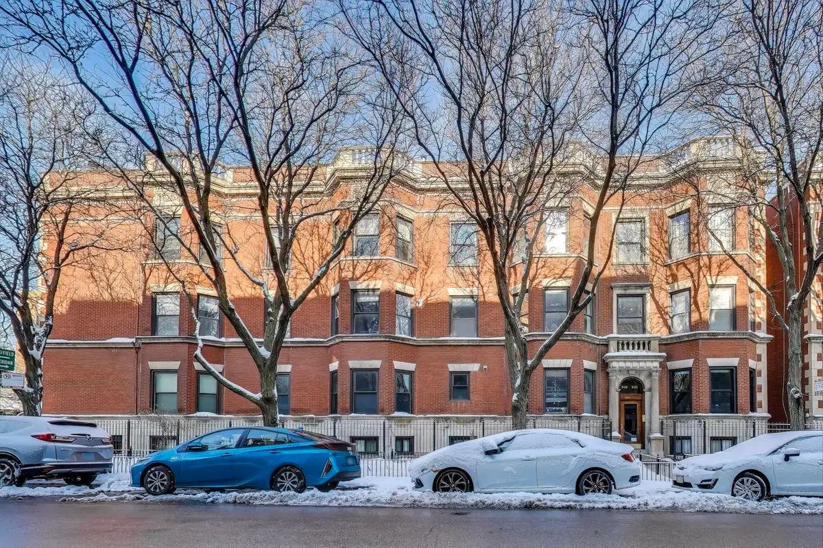 948 W Sheridan Road #2D, Chicago, IL 60613 - Image #1