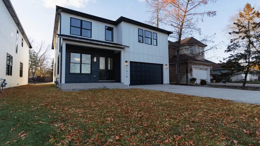 1018 N Princeton Avenue, Villa Park, IL 60181 - Image #2