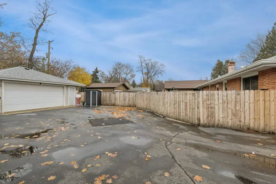 24874 W Lakeview Drive, Lake Villa, IL 60046 - Image #2