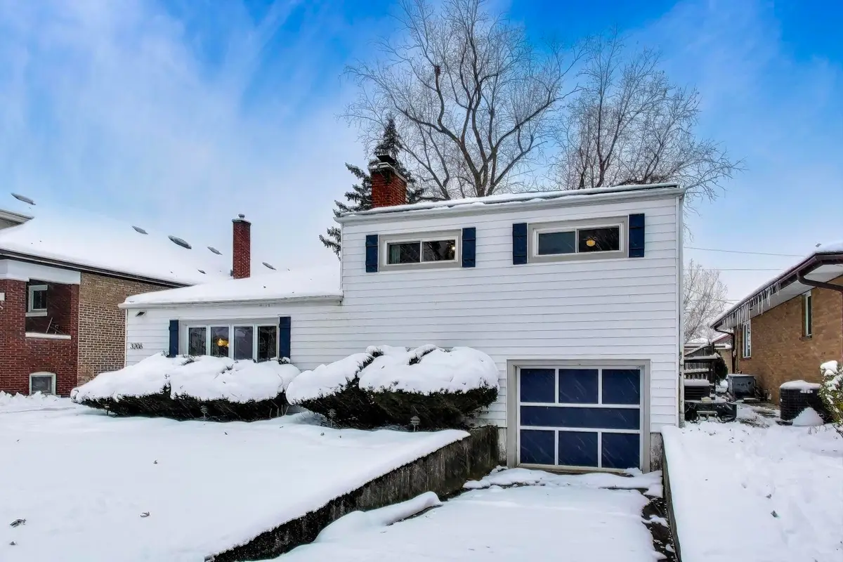 3206 Sunnyside Avenue, Brookfield, IL 60513 - Image #1