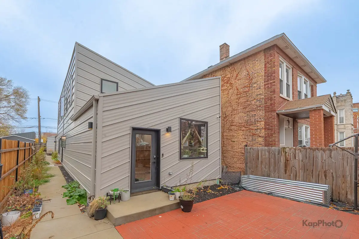 2828 W Wilcox Street, Chicago, IL 60612 - Image #1