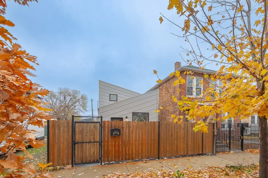 2828 W Wilcox Street, Chicago, IL 60612 - Image #2