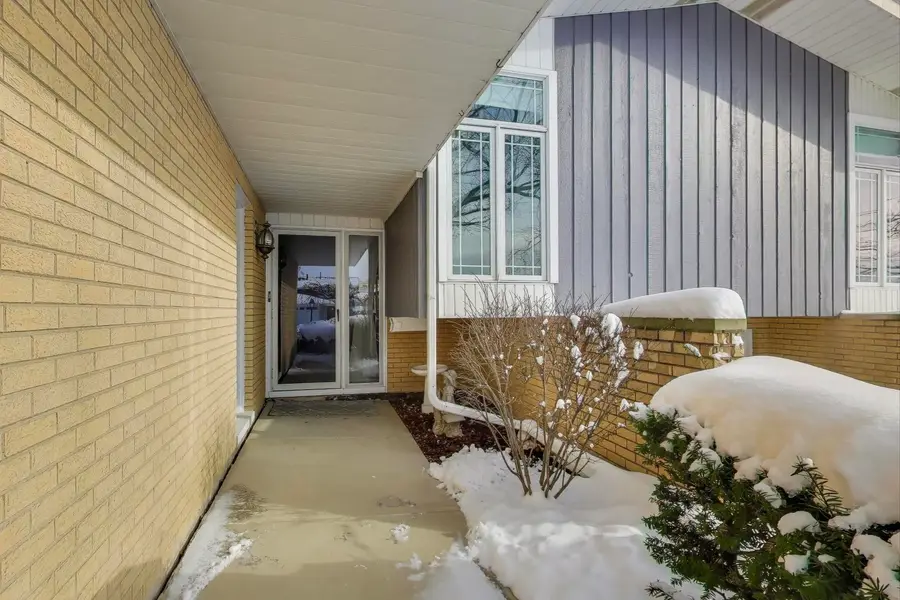 15441 Betty Ann Lane, Oak Forest, IL 60452 - Image #3