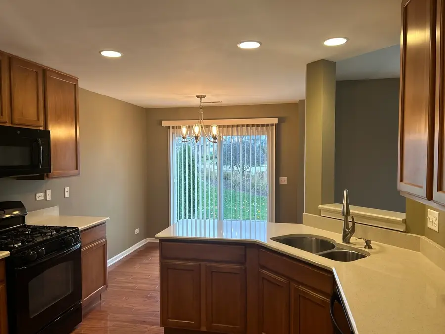 600 Hawley Drive, Oswego, IL 60543 - Image #3