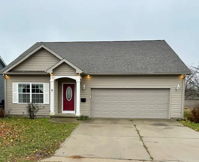 911 E Barker Street, Tuscola, IL 61953 - Image #2