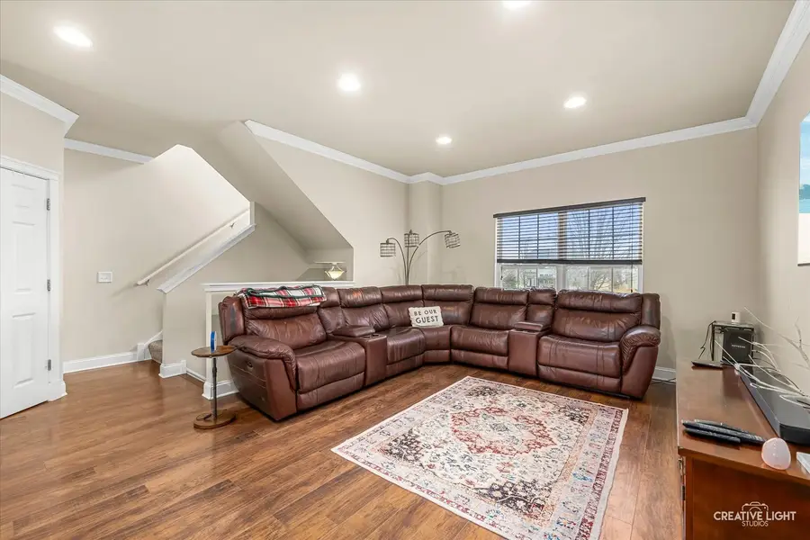 337 Lakeshore Drive, Oswego, IL 60543 - #3