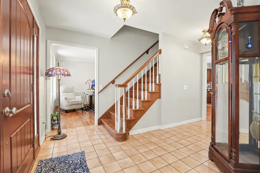 2297 Lakeside Drive, Aurora, IL 60504 - Image #3