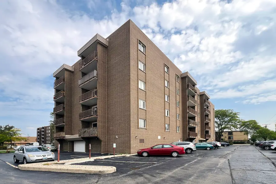 1365 Ashland Avenue #302, Des Plaines, IL 60016 - Image #2