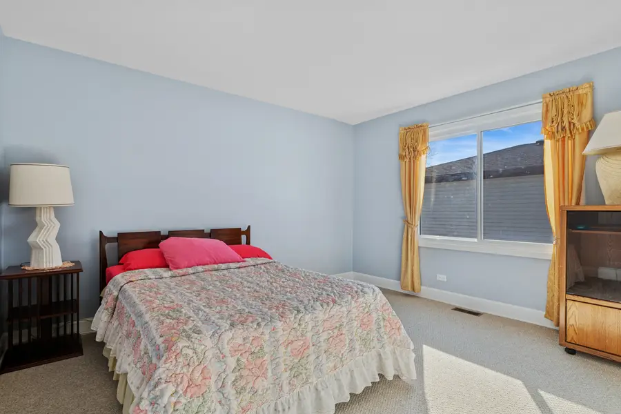 1458 Kingston Court, Des Plaines, IL 60018 - #3