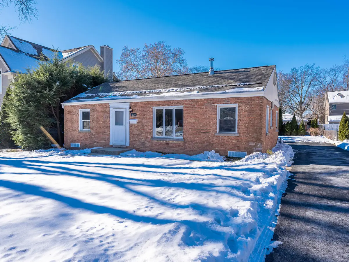 1110 S Gables Boulevard, Wheaton, IL 60189 - Image #1