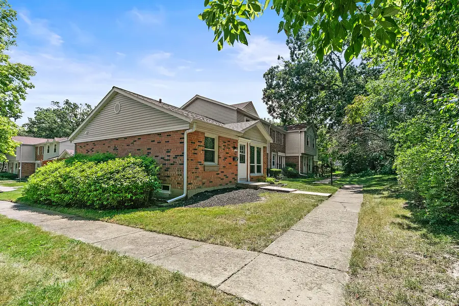 1101 Colony Court, Streamwood, IL 60107 - Image #2