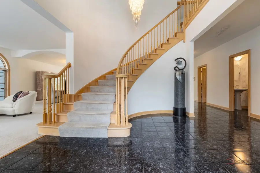 395 Blue Ash Drive, Buffalo Grove, IL 60089 - Image #3