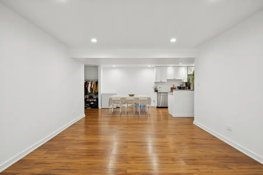 5721 Circle Drive #102, Oak Lawn, IL 60453 - Image #2