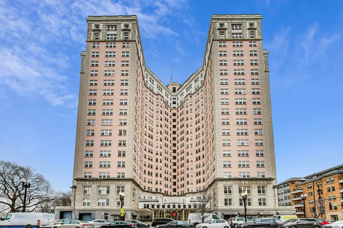 Address Withheld By Seller, Chicago, IL 60640 - Image #1