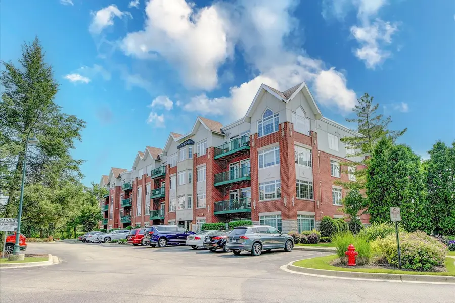 640 Mchenry Road #301, Wheeling, IL 60090 - Image #2