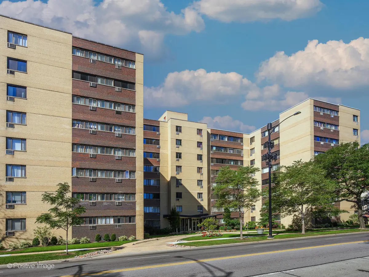 6300 N Sheridan Road #608, Chicago, IL 60660 - #1