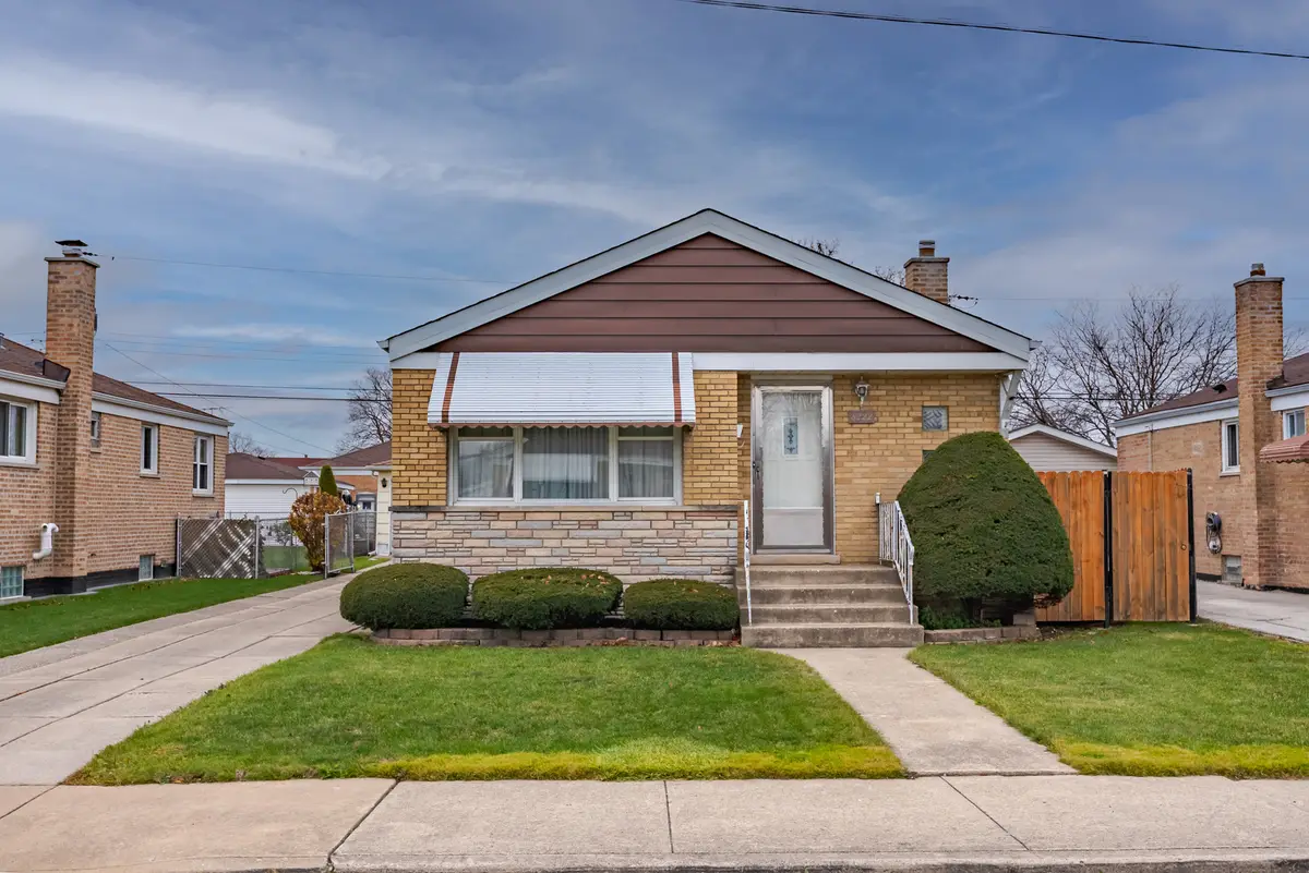 8222 S Kildare Avenue, Chicago, IL 60652 - Image #1