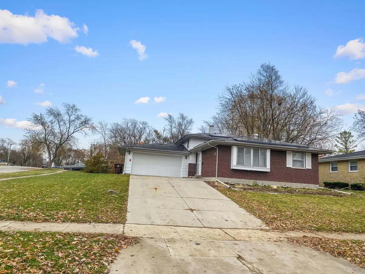 1001 Blackhawk Drive, University Park, IL 60484 - Image #1