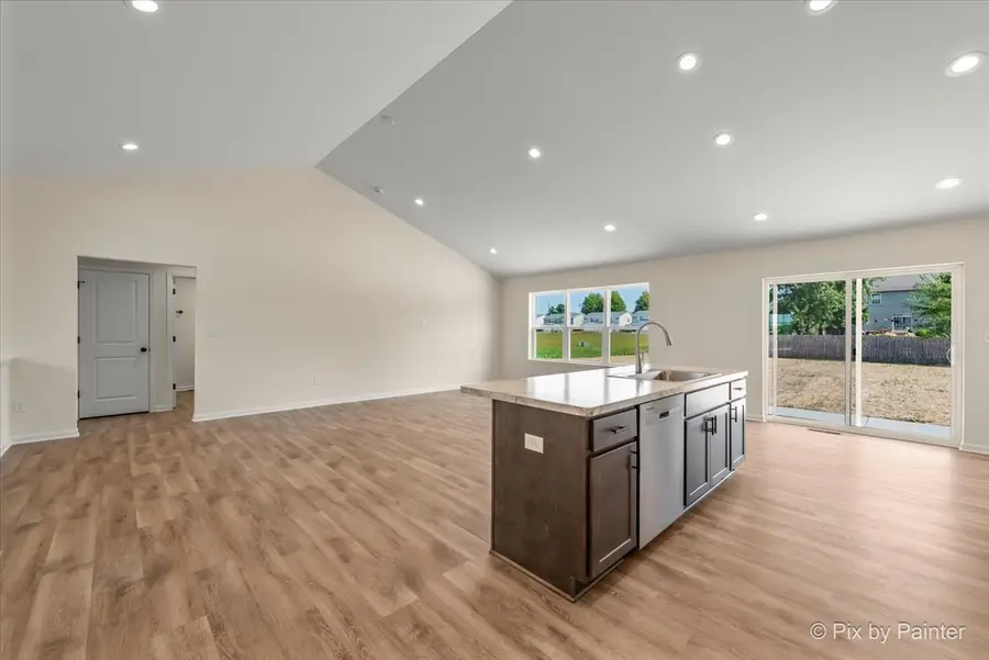 715 Apple Valley Road, Harvard, IL 60033 - Image #2