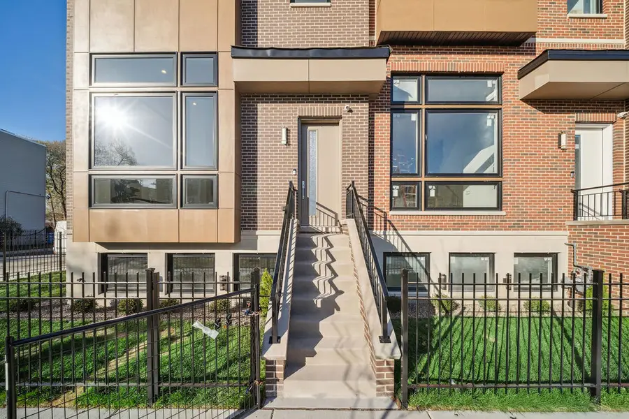 706 E 41 Street, Chicago, IL 60653 - Image #2