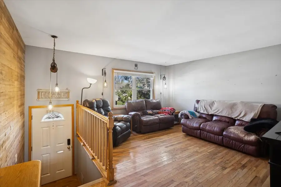 421 E Altgeld Avenue, Glendale Heights, IL 60139 - Image #3