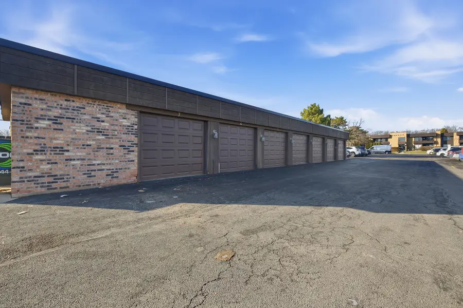 1365 N Sterling Avenue #214D, Palatine, IL 60067 - Image #2