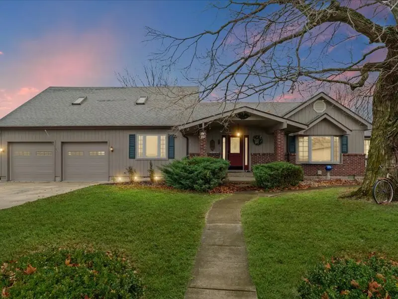 15742 Moody Road, Oakland, IL 61943 - Image #2