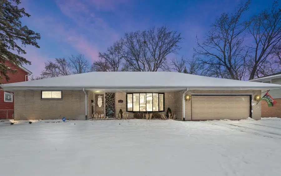 15252 Waterman Drive, South Holland, IL 60473 - Image #2