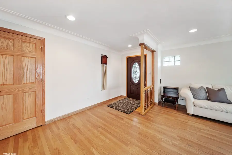 5000 N Oconto Avenue, Harwood Heights, IL 60706 - #3