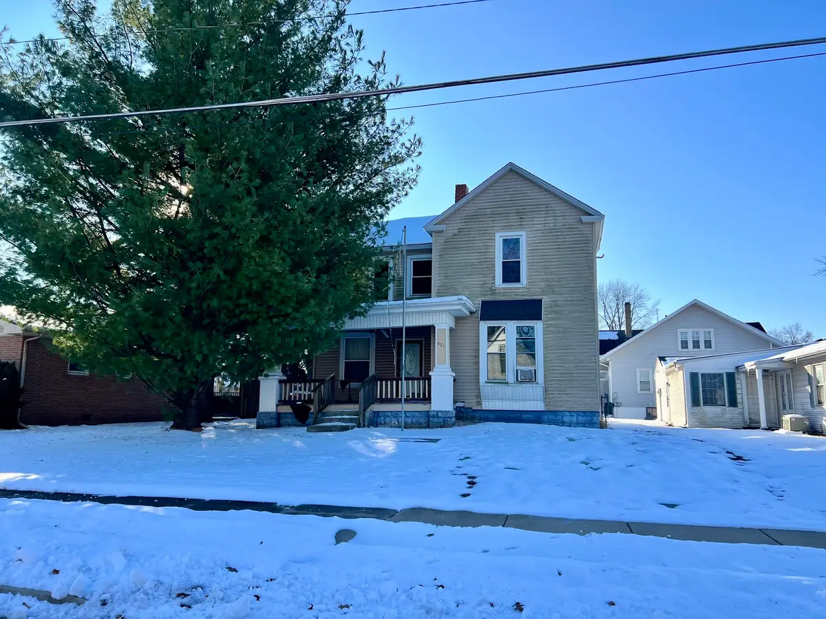 421 Water Street, Farmer City, IL 61842 - Image #1