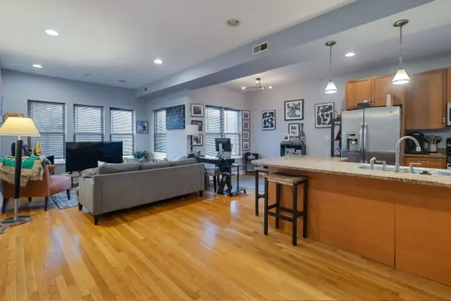 1628 W Juneway Terrace #2W, Chicago, IL 60626 - Image #3
