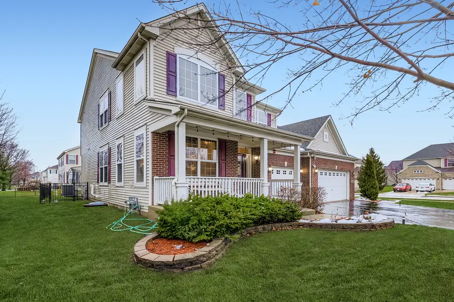 2224 Amelia Lane, Hoffman Estates, IL 60192 - Image #2