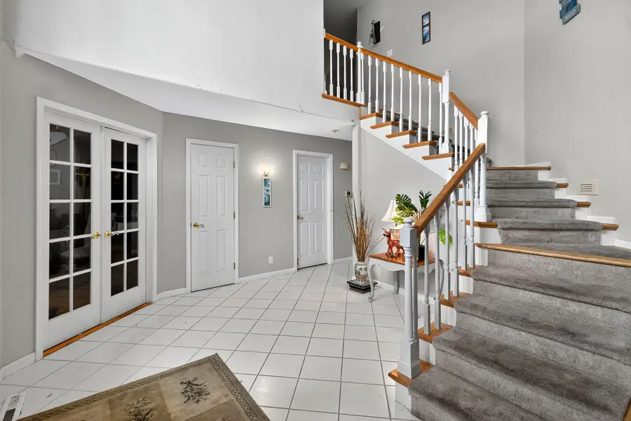 302 Jay Street, Savoy, IL 61874 - Image #3