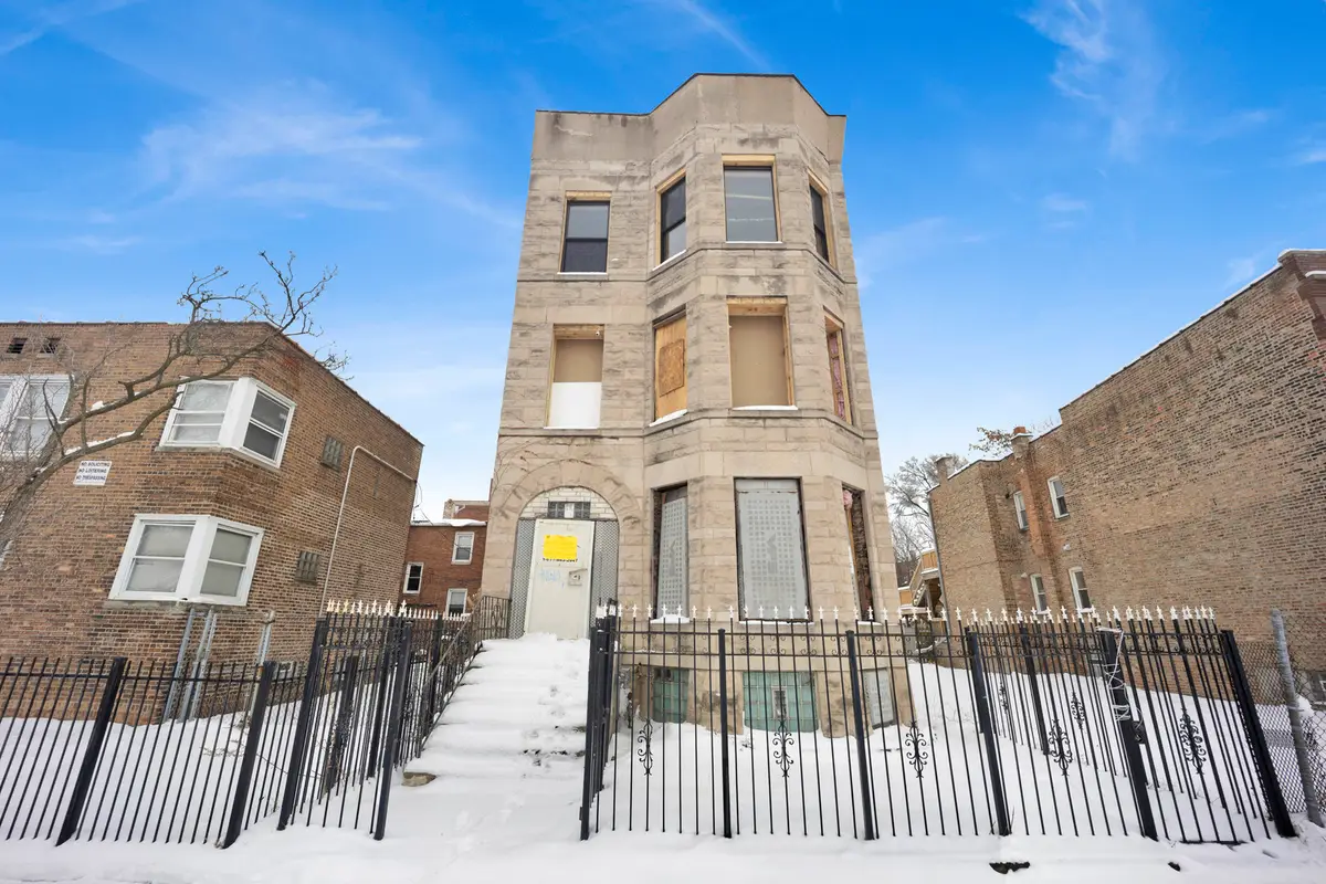 5813 S Wabash Avenue, Chicago, IL 60637 - Image #1