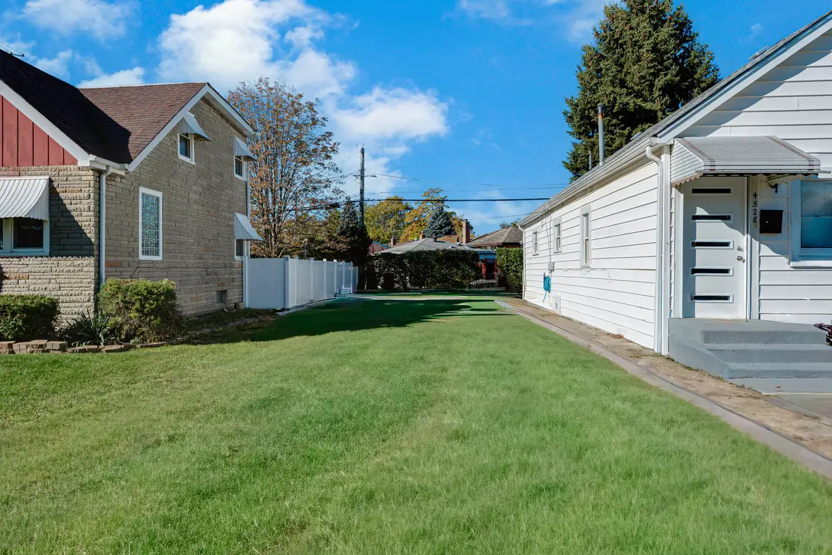 4520 N Narragansett Avenue, Harwood Heights, IL 60706 - Image #1