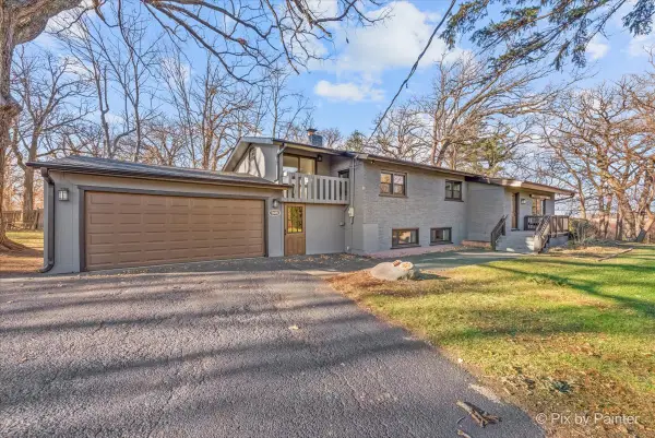 5609 N Il Route 47 Highway, Woodstock, IL 60098