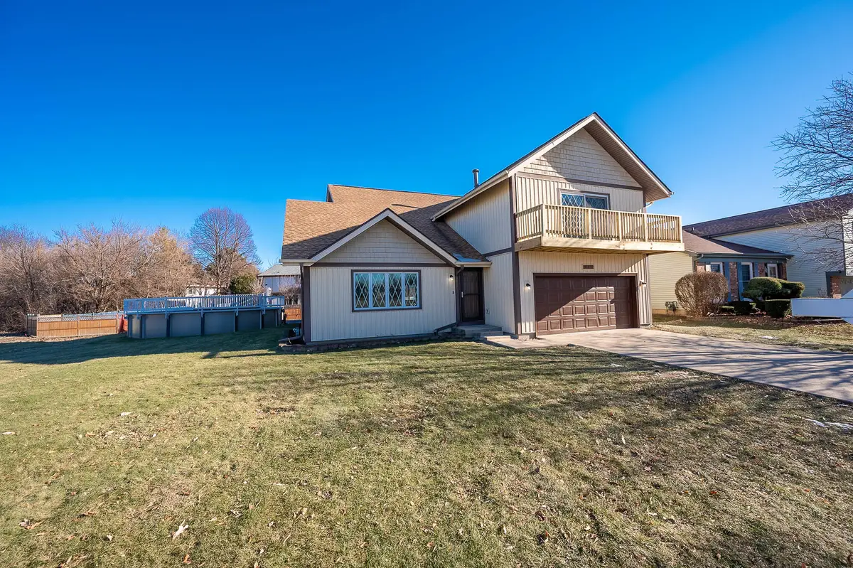 1285 Foxdale Drive, Addison, IL 60101 - Image #1